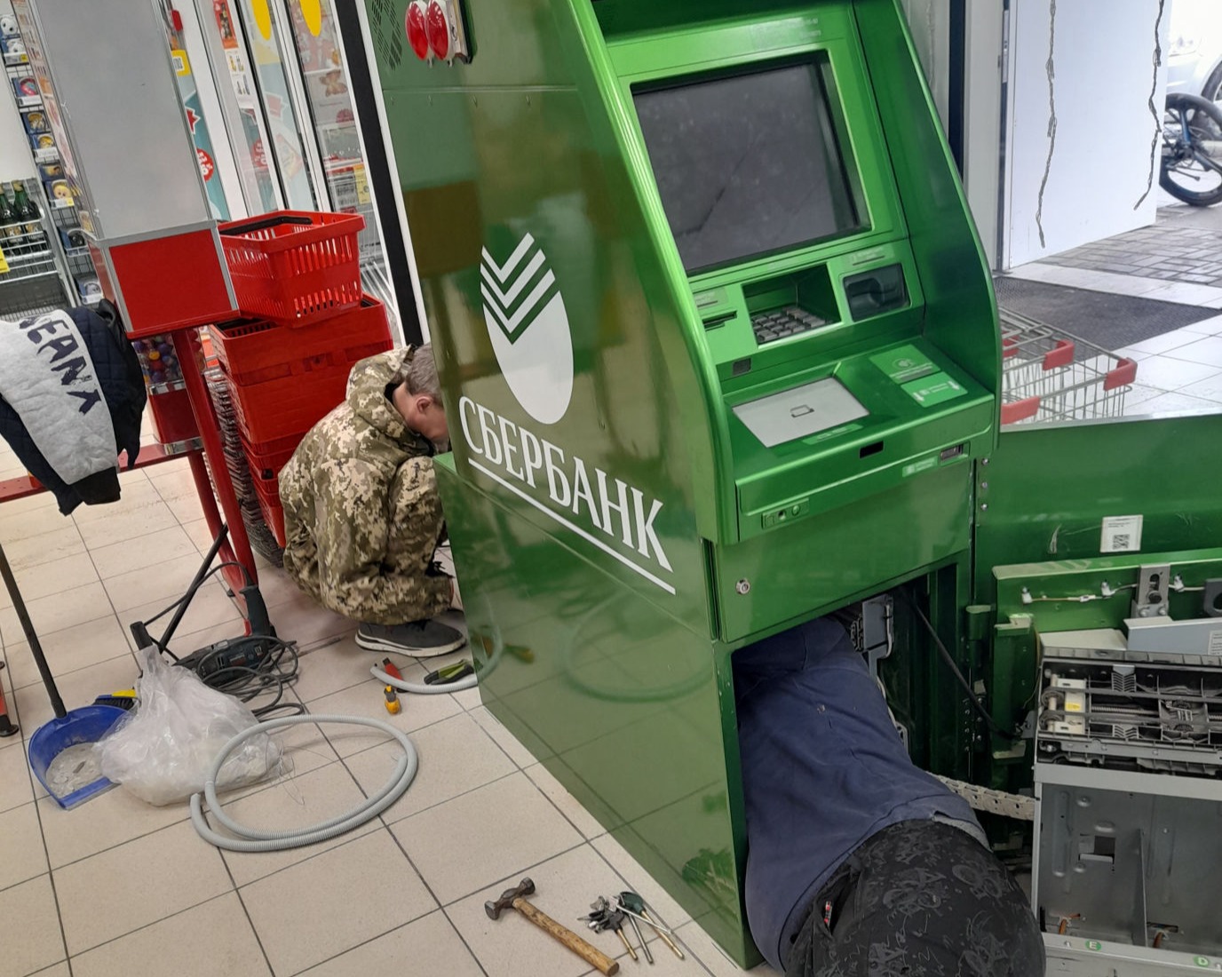 Работа с банкоматами